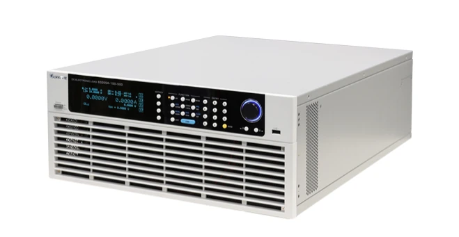 Serienabbildung, Schrägansicht: Elektronische DC-Last Chroma 63200A mit Display, Drehknopf und sichtbarer Gehäuseseite für Netzteilprüfung, Batterieentladung und DC-Lasttests.