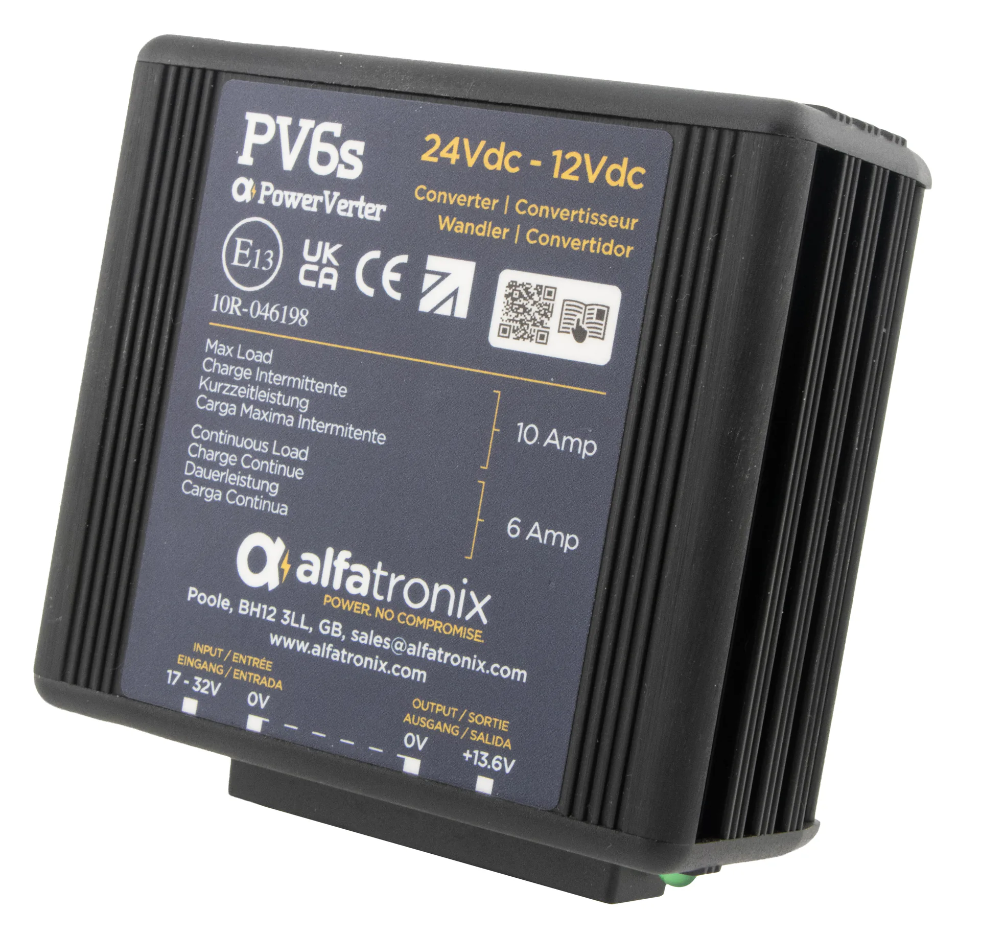 Alfatronix PV6s DC/DC-Spannungswandler mit schwarzem Kühlrippengehäuse und sichtbarem Typenschild.
