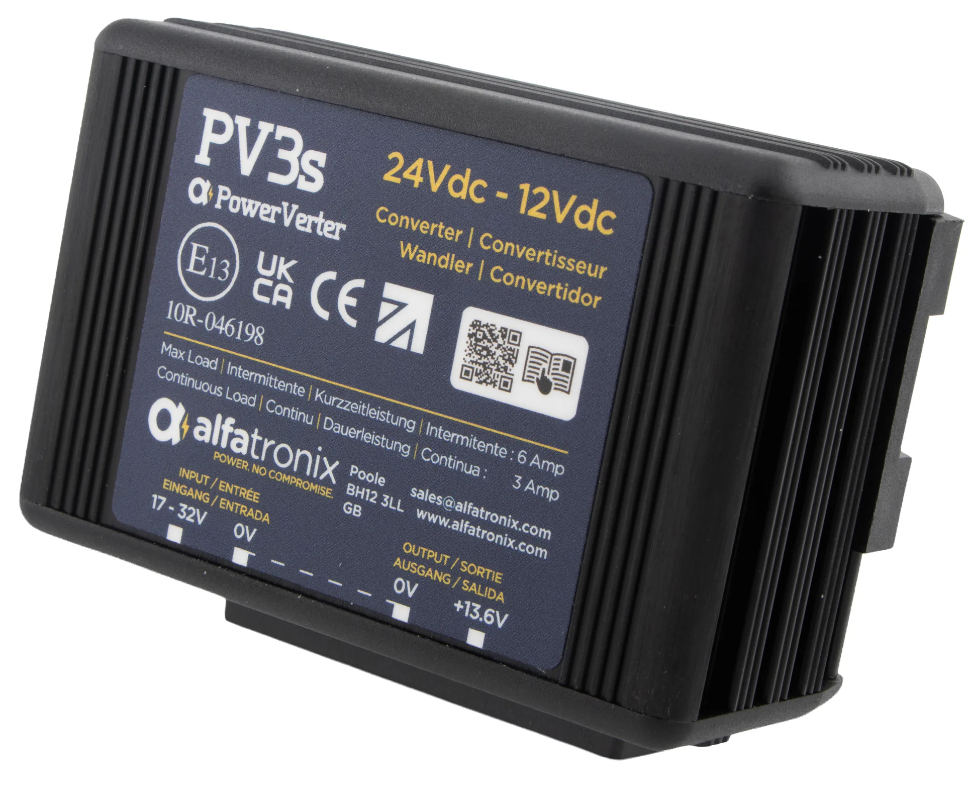 Alfatronix PV3s DC/DC-Spannungswandler mit schwarzem Kühlrippengehäuse und sichtbarem Typenschild.